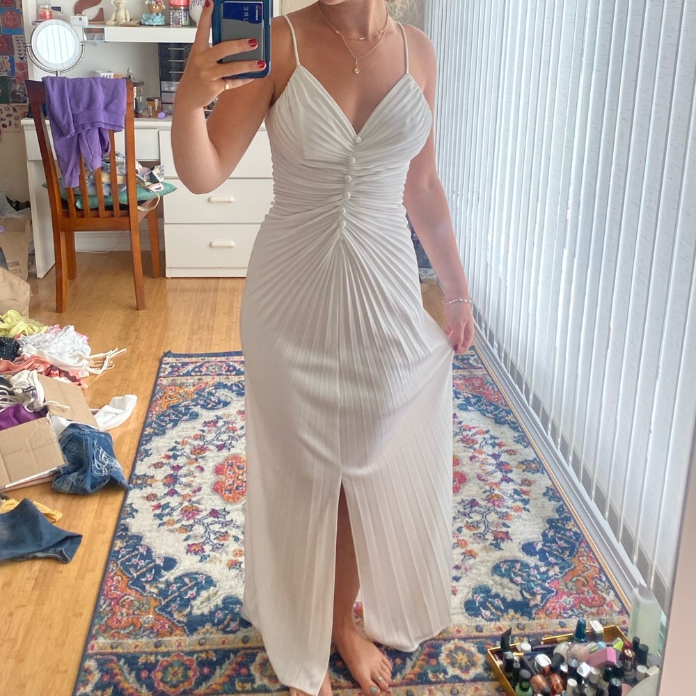 Perfect Condition 70's New Leaf by Samir White Pleated Dress